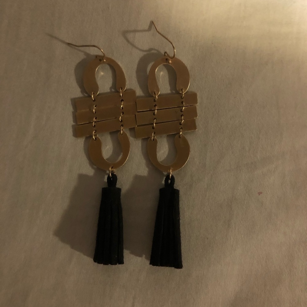 BCBG earrings